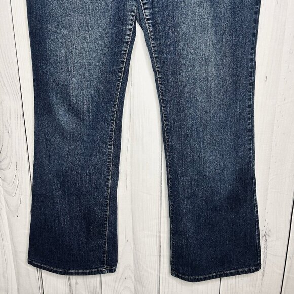 Cato Flared Leg Jeans High Rise Blue Denim Pockets Stretch Size 16 (36 x 31) - Picture 3 of 9